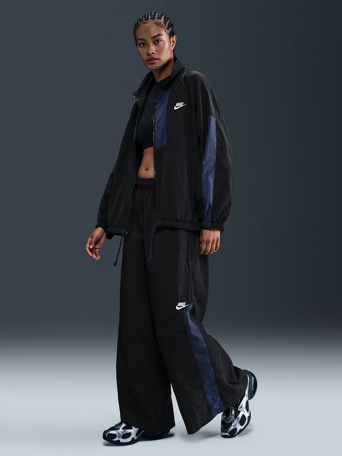 Women's Nike Sportswear Wide-Leg Woven Trousers