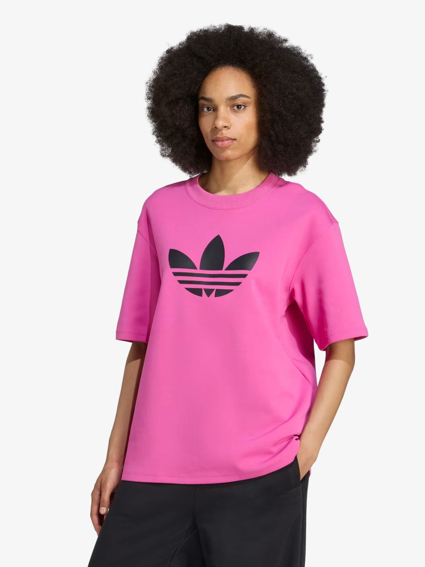 Spacer Oversized Trefoil Tee