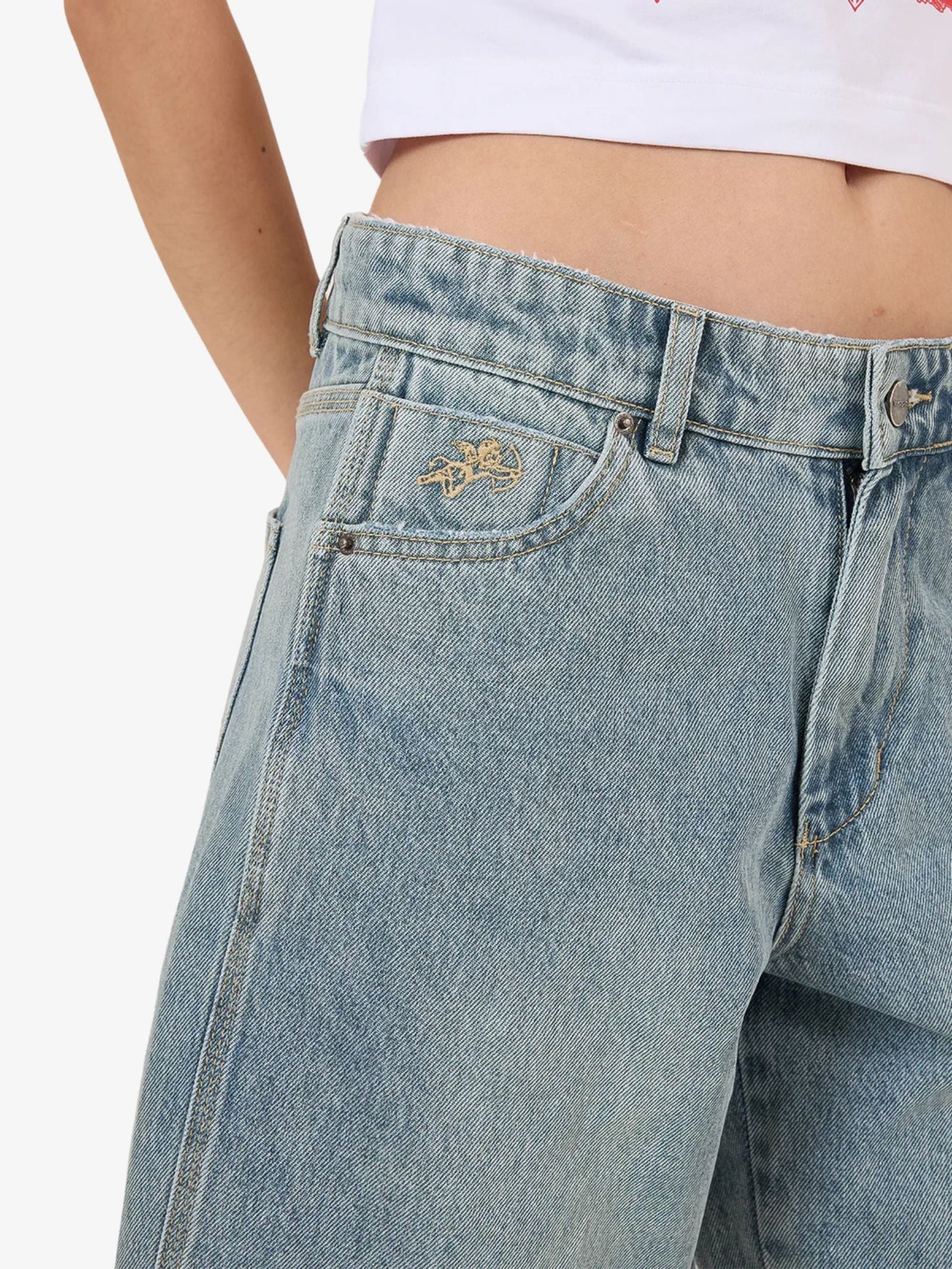 Worship Sloucher Short