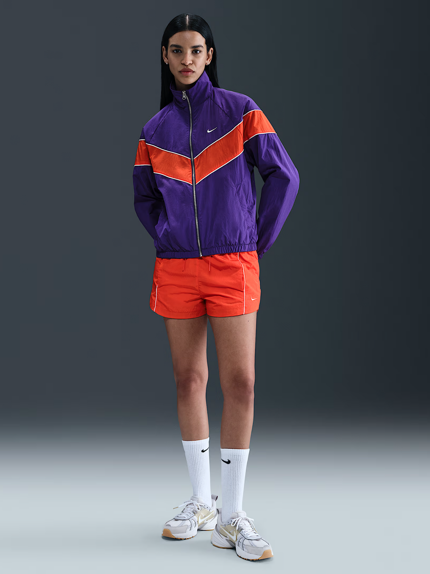 Nike Windrunner Women's Mid-Rise 2" Woven Shorts